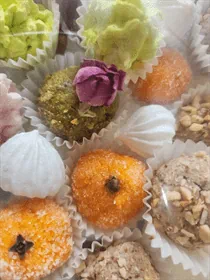 עוגיות קוקוס, בוטנים ושקדים